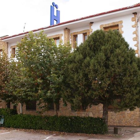 فندق El Ciervo Villaciervos المظهر الخارجي الصورة